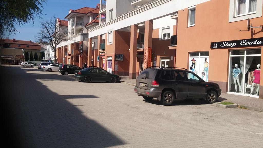 Apartamento Baby Apartman Hajdúszoboszló Exterior foto